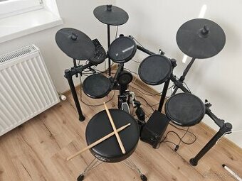 Alesis Nitro