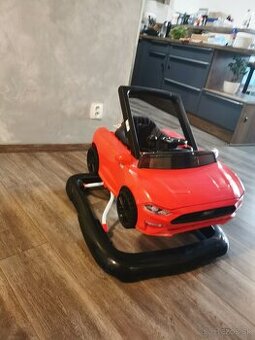 Predám detské chodítko – červené autíčko 2v1 🚗✨