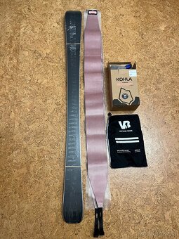 Damske skialpove lyze Rossignol 80mm/145cm a pasy