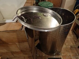 Predám nerezový sud