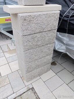 Predám plotové tvárnice - ABW Alpský plot light, biela - 1