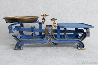 Nabízím staré mechanické váhy značky KAMOR dekorace