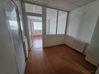 PRENÁJOM – 4 samostatné kancelárske priestory – ĽUBOTICE
