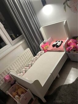 IKEA BUSUNGE rastúca detská posteľ + matrac