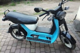 Predam Simson skuter .