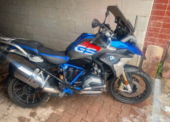 BMW R-1200 GS Rally.