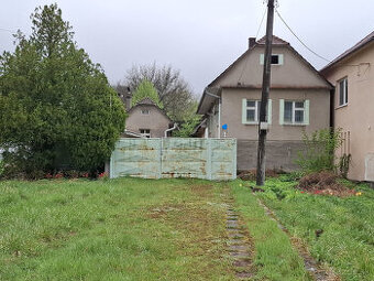 Predaj rodinný dom Hradište pod Vrátnom s pozemkom -Senica