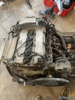 Motor 2.3 VW Passat B5.5 125kw AZX