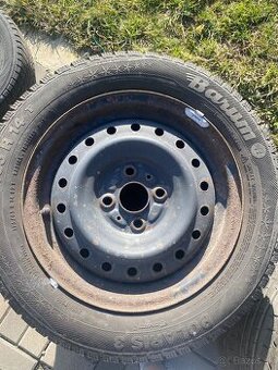 Pneumatiky barum polaris 175/65 r 14 disky plechove