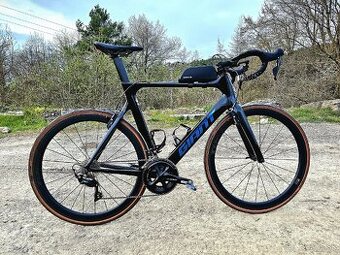 Giant Propel Advanced 2 carbon "L"