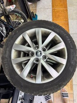 Škoda kolesa originál R16