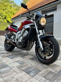 Yamaha R6 2003