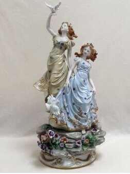 Porcelanova socha meissen