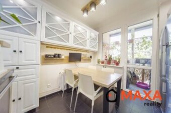Veľkometrážny 4 izbový byt Prievidza, Zápotôčky