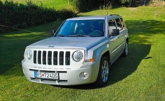 JEEP Patriot s pohonom 4x4 (RV 2011)