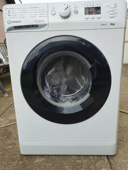 Pračka INDESIT