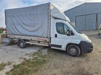 Predam plachtovu dodavku peugeot boxer