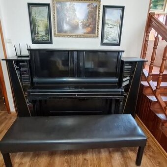 Klavír značky Dalibor