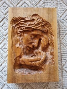 Hlboka drevorezba hlava krista