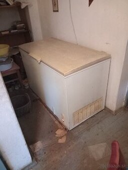 Mraznička 300 litrov