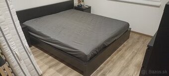 Posteľ IKEA Malm 180x200 s roštami