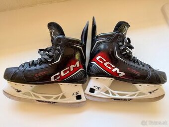 Korčule CCM Jetspeed FT870 6.5 W