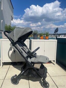 Easywalker Jackey 2 Agave Green