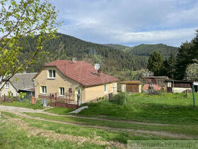 Dom vhodný na chalupu  na okraji obce Smolník