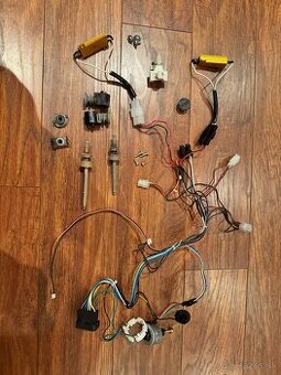 DEPO F30/31/ Xenon Svetla nahradne diely