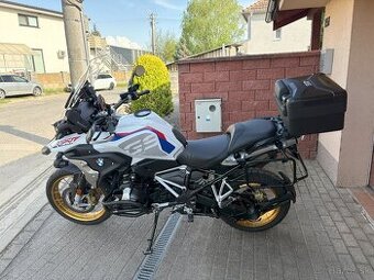 BMW R 1250 GS rok 8/2022, komplet prevedenie OPTION 719, Akr