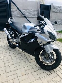 HONDA CBR 600 F