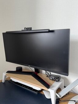 LG monitor 27"