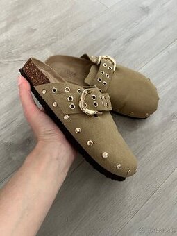 Našuchovacie khaki/olivové šľapky