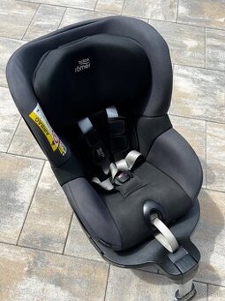 Britax Römer Dualfix M i-size