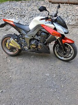 Kawasaki ZR1000