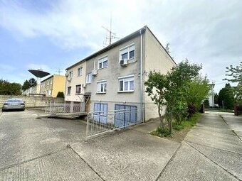Zrekonštruovaný 3 izbový byt, 78 m2, garáž, záhrada, Galanta