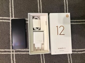 Xiaomi 12 128GB fialový - AKO NOVÝ