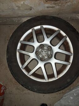 Elektróny VW golf R16