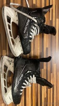 Korcule Bauer hyperlite 6,5EE (41)