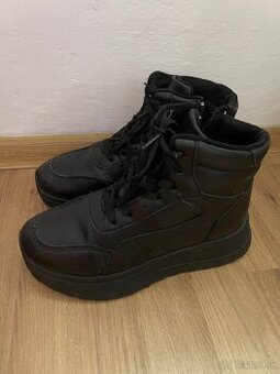 Predám zimnú obuv.