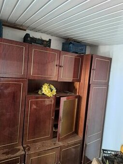 Antik obývacia stena