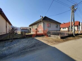 Bez maklérov predám starší dom v lokalite Kučín (okres Barde