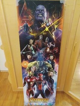Avengers plagát na tvrdom podklade