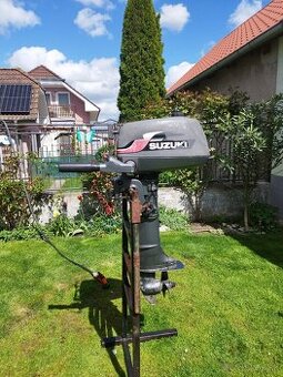 Závesný lodný motor Suzuki DT 4 /po generálke/