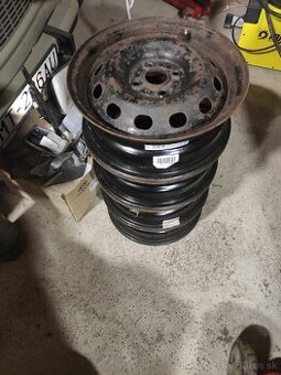 Plechové disky r15