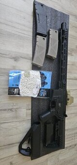 Airsoftova zbran ar15