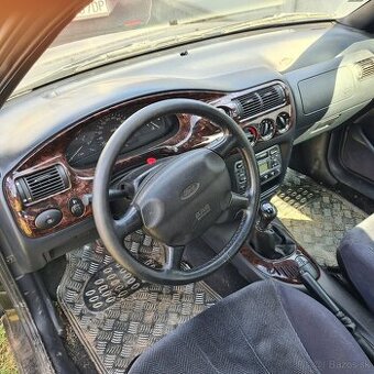 Predam Ford escort