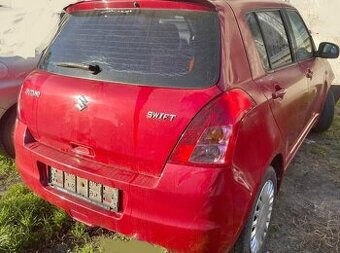 Suzuki Swift 1.5 2008 predám DVERE, MOTOR M15A, ZADNÝ NÁRAZN