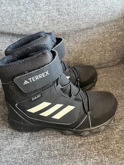 Čižmy terrex adidas a tenisky nike air max 70