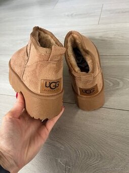 Nové dámske čižmičky UGG mini